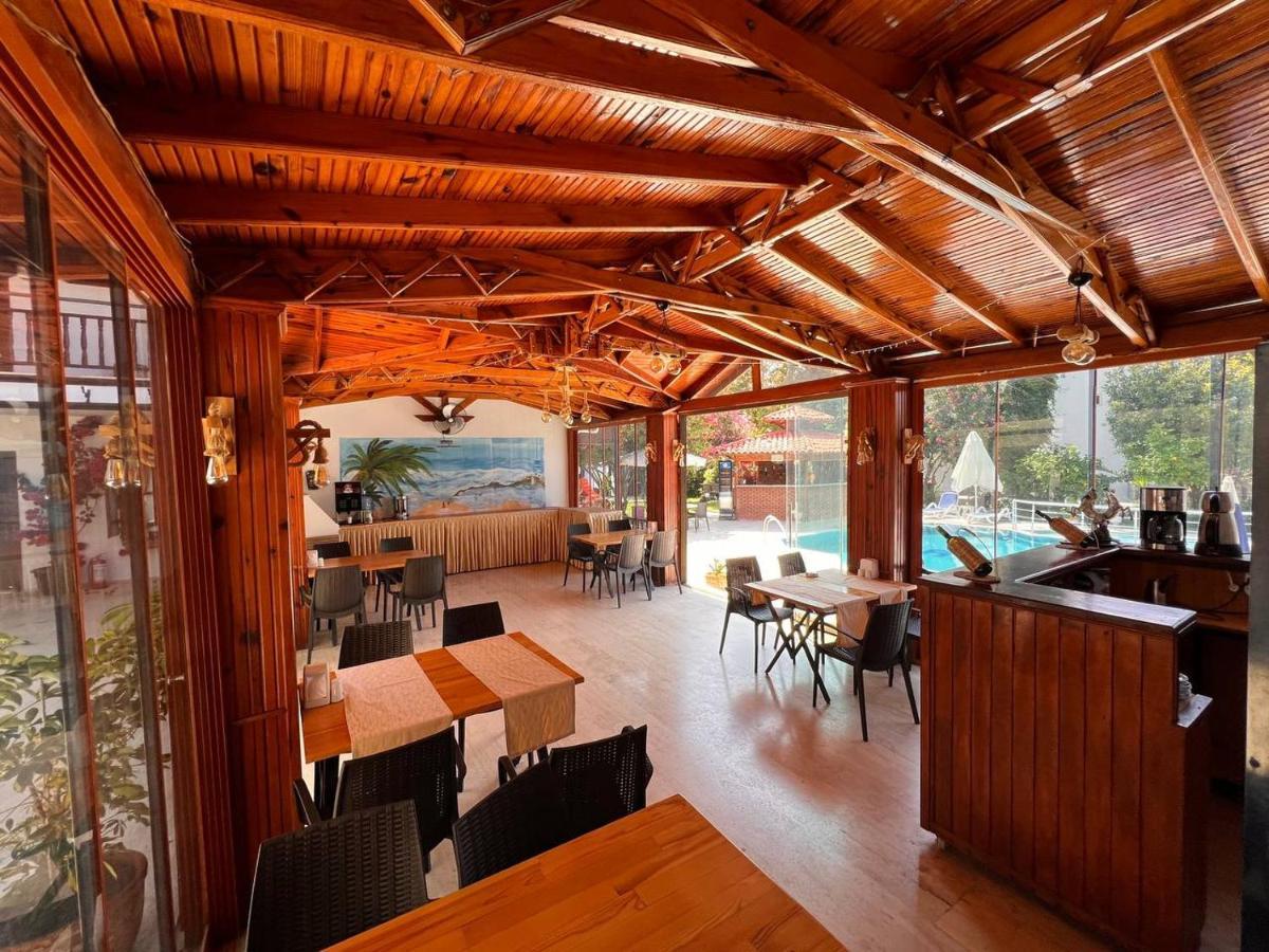 Palma Rosa Hotel Camyuva Ngoại thất bức ảnh