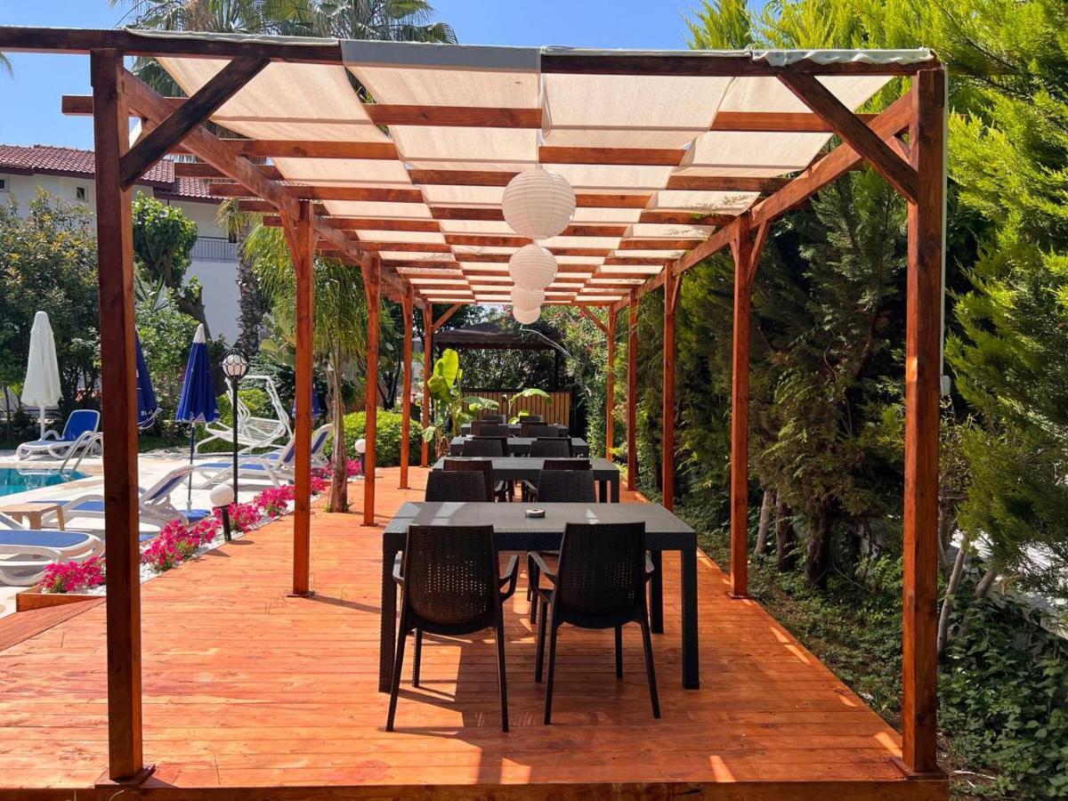 Palma Rosa Hotel Camyuva Ngoại thất bức ảnh