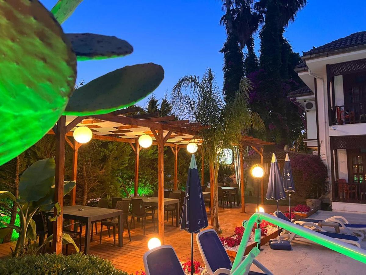 Palma Rosa Hotel Camyuva Ngoại thất bức ảnh